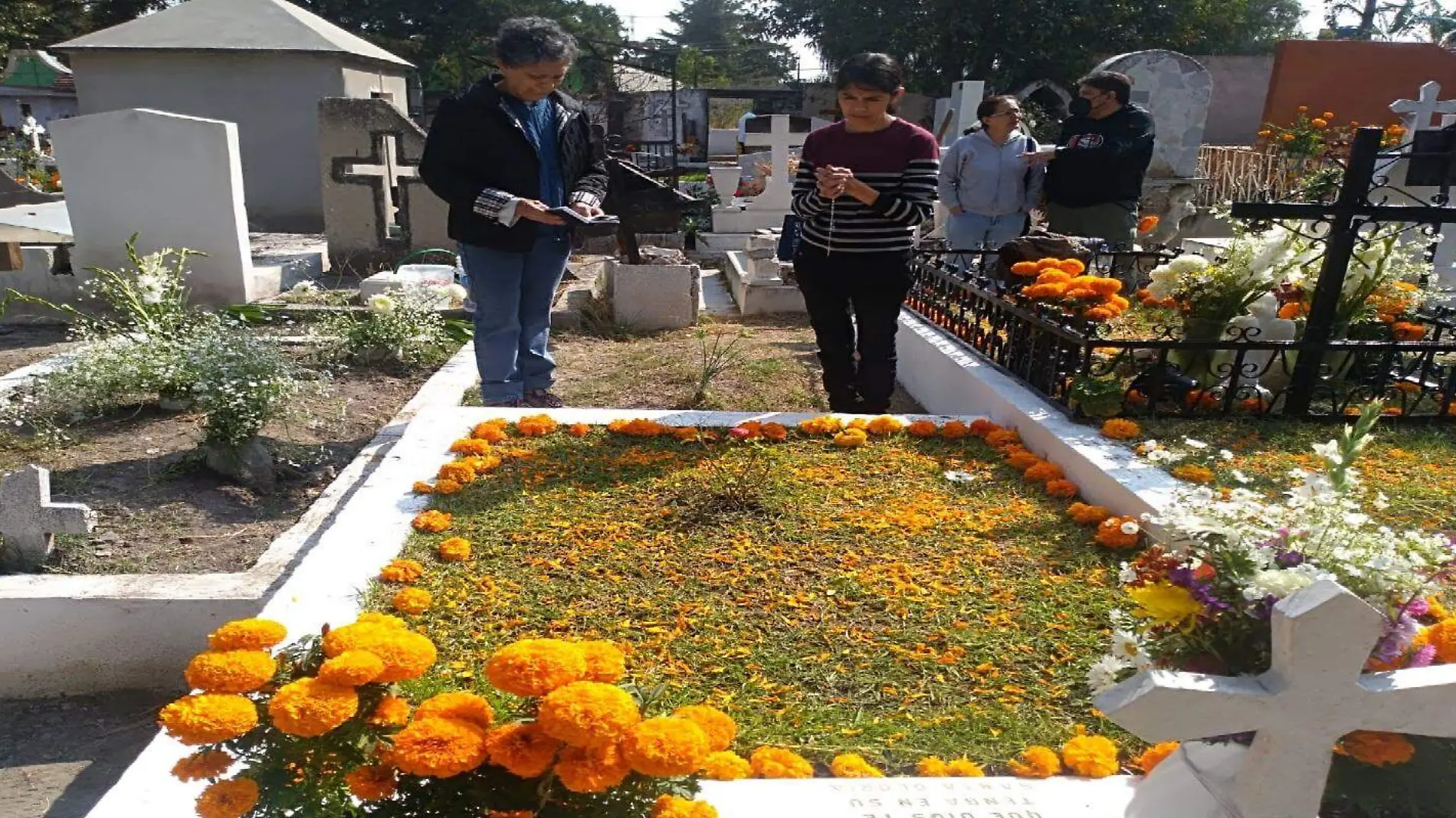 DIA DE MUERTOS PANTEON OCHO